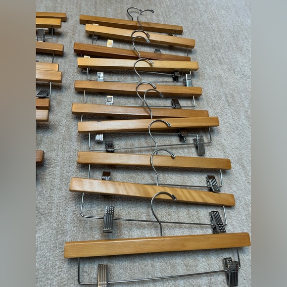 SET OF (30) HIGH QUALITY WOODEN PANT HANGERS - Picture 4 of 4